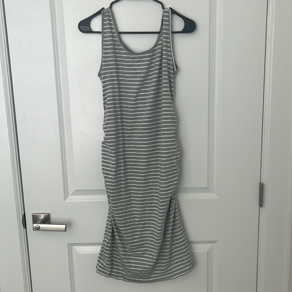 Maternity Sleeveless Tank Bodycon with Side Ruching Dress - Picture 3 of 4